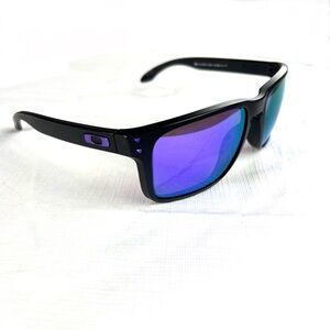 Oakley Holbrook Sunglasses OO9417-2059 Matte Black Frame W/ PRIZM Violet Lens